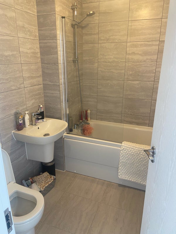 Beautiful new build spacious bedroom for rent - student accommodation in Old Micklefield - img_4