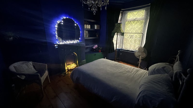 Beautiful  room  in  quiet  house  for  1 month - student accommodation in Catford - img_2