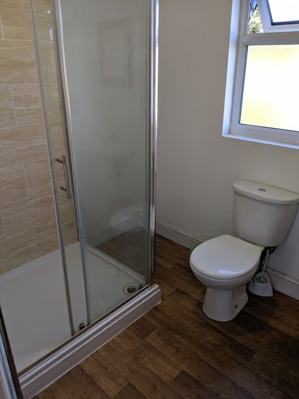 Beautiful Selection of  Rooms From £650-£850 - student accommodation in East Ham - img_6