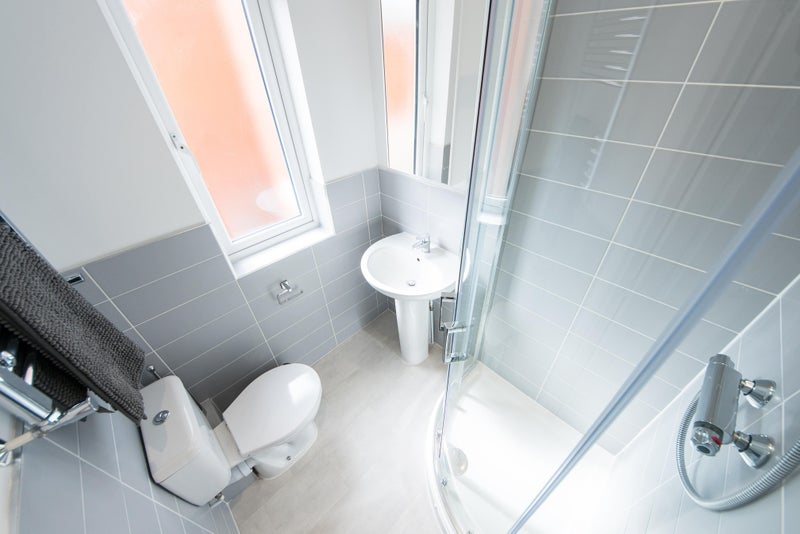 Beautifully Designed for Working Professionals - student accommodation in Reading - img_6