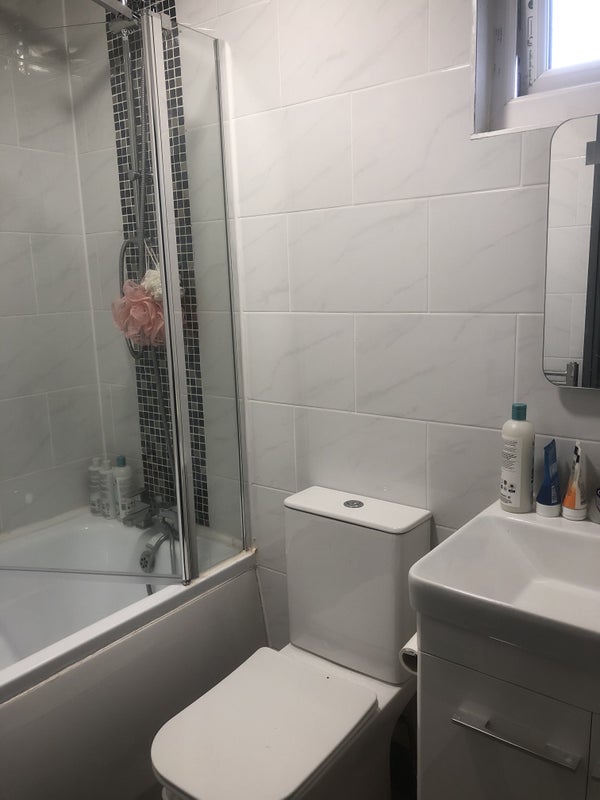 Bedroom available (females only) - student accommodation in Fallowfield - img_4