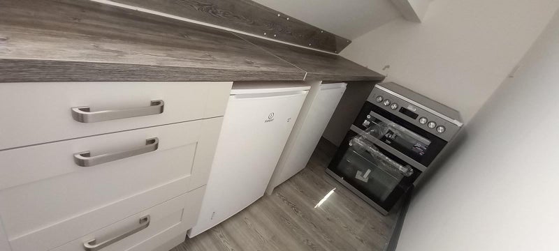 Bedroom available (females only) - student accommodation in Fallowfield - img_3