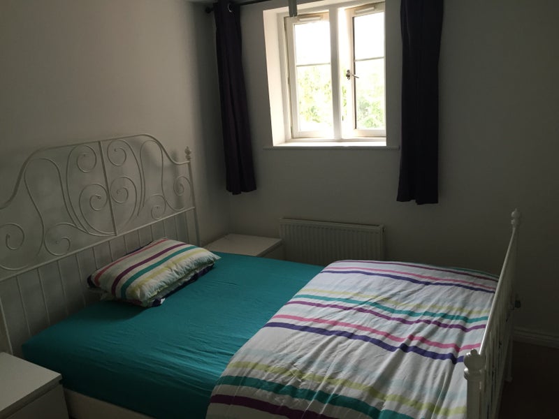Best room available in Woking Area - student accommodation in Woking - img_1