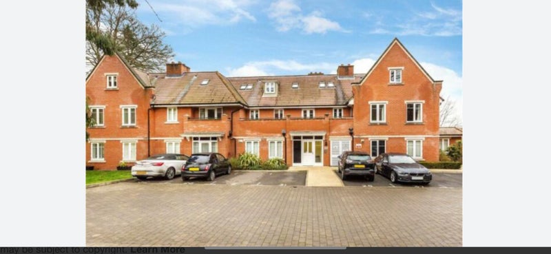 Best room available in Woking Area - student accommodation in Woking - img_3