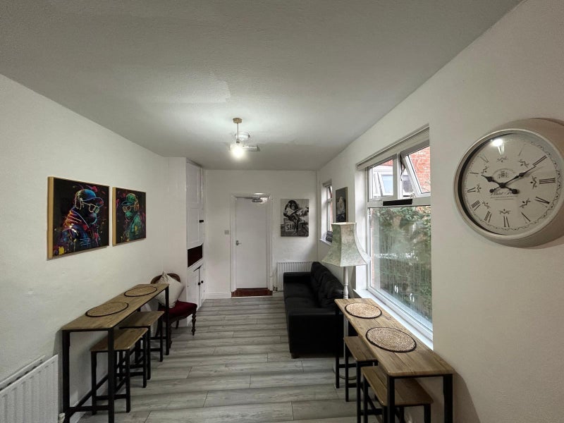  Best Rooms in Leicester - Just off Queens Road - student accommodation in Clarendon Park - img_7