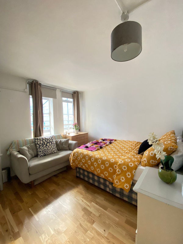 Big Double room available - student accommodation in Clerkenwell - img_2