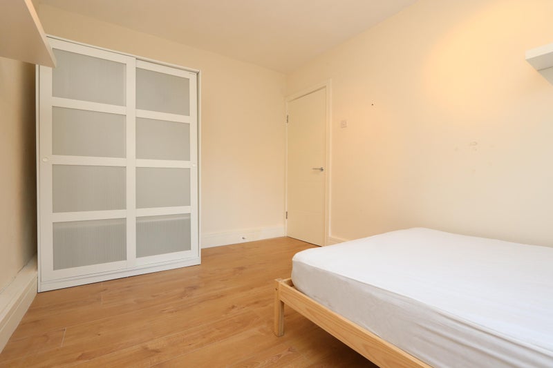 Big Room Availlable In Hackney Wick!!! - student accommodation in Hackney Wick - img_3