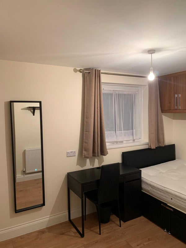 Brand New En-suite Rooms - student accommodation in London SE11 - img_1