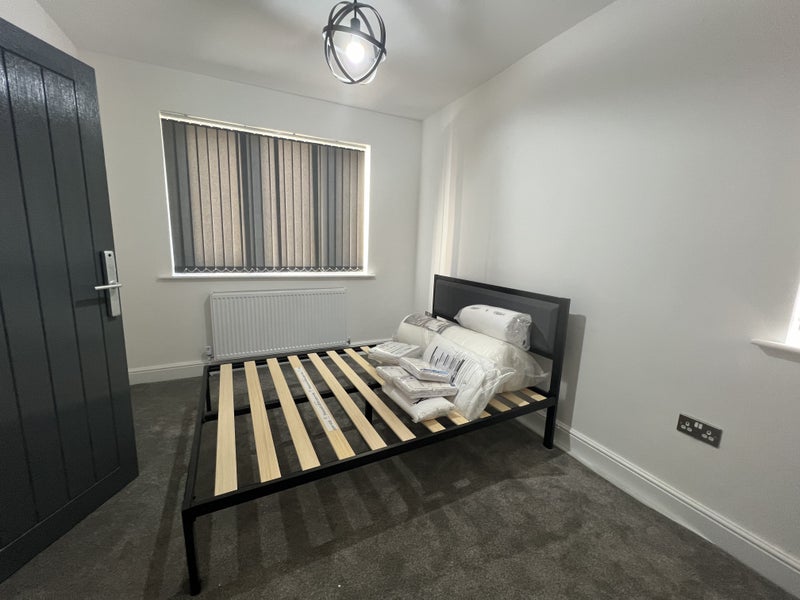 Brand New Furnished En-Suite Rooms - student accommodation in Buckingham - img_5