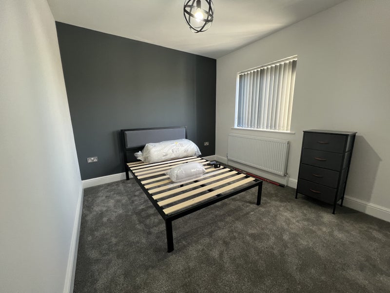 Brand New Furnished En-Suite Rooms - student accommodation in Buckingham - img_8