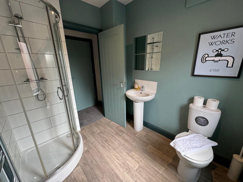 Brand New Hotel Standard House Share LS12! - student accommodation in Farnley - img_11