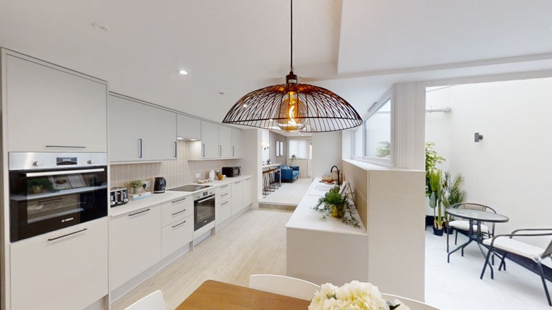 Brand New Luxury 6 Bed HMO located in Bromley!! - student accommodation in Bromley - img_7