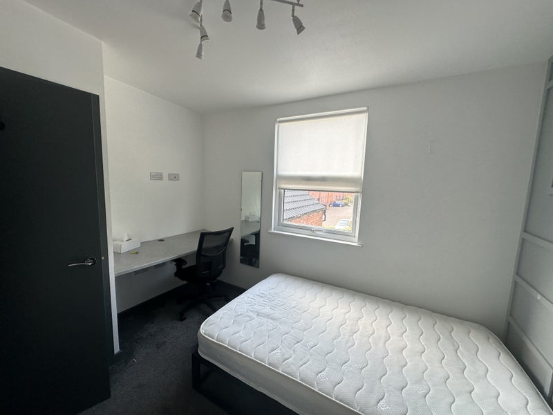 Brand New Luxury En Suite Bedroom All Bills Inc. - student accommodation in Coventry - img_4