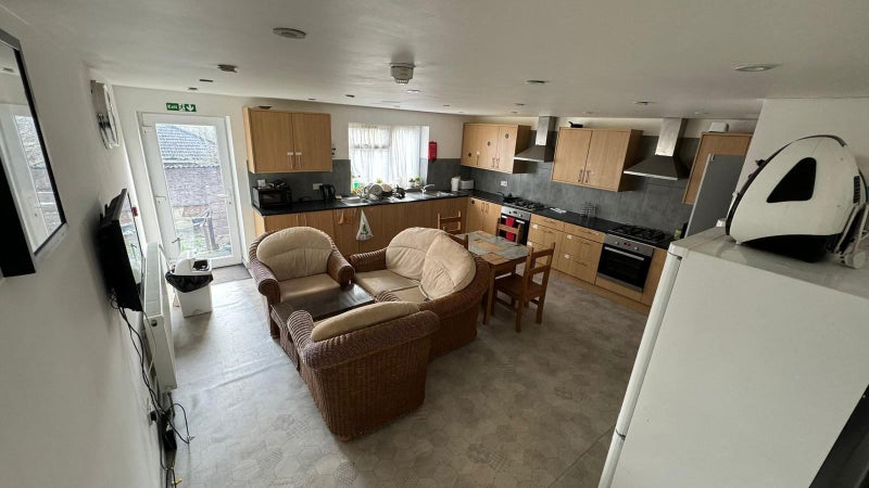 Brand New Six Double Rooms Wembley Park - student accommodation in Wembley Park - img_8