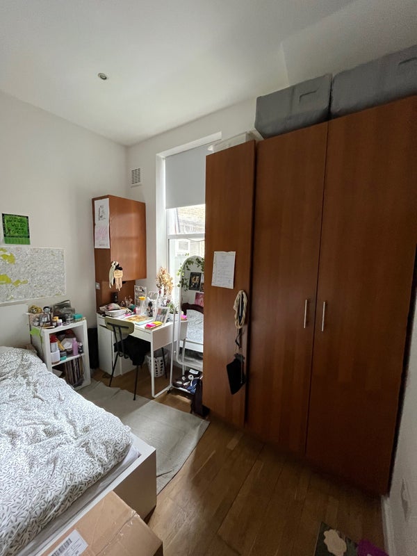 Bright and Spacious Room available in 3-Bed-Flat - student accommodation in West Hampstead - img_3