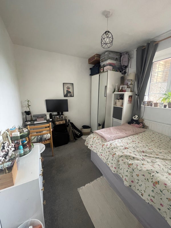 Bright double room available in a houseshare - student accommodation in Waterloo - img_8