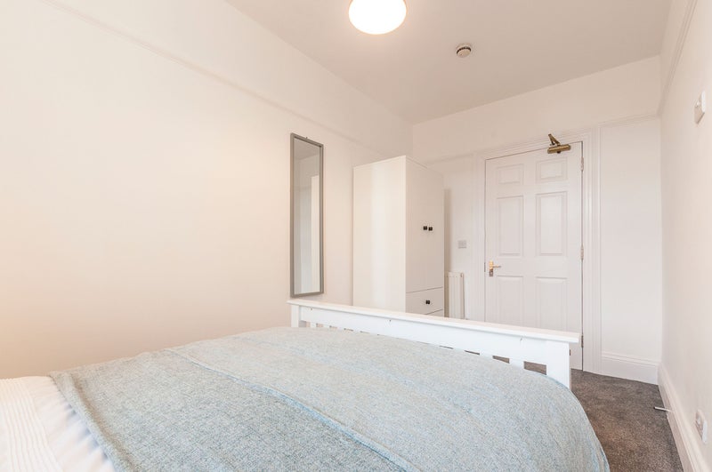 Bright Double Room - Lipson Road - student accommodation in Plymouth - img_1