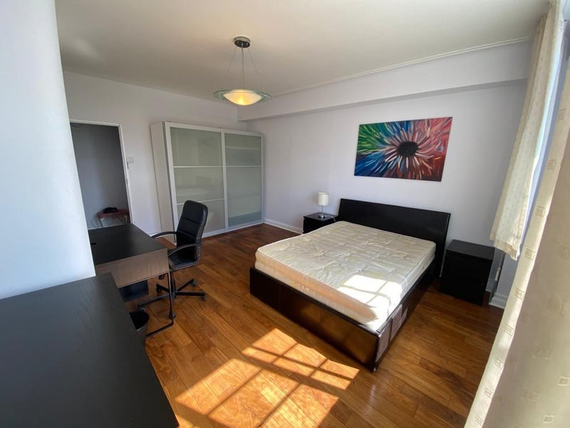 Bright Large Double Bed in Swiss Cottage - student accommodation in Swiss Cottage - img_1