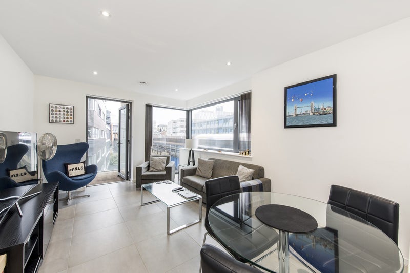 Bright Room Available in Bankside - student accommodation in London Bridge - img_2