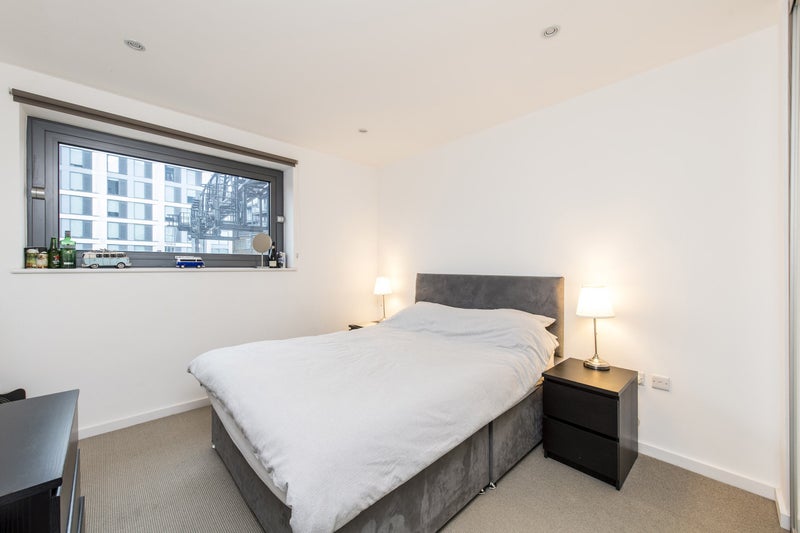 Bright Room Available in Bankside - student accommodation in London Bridge - img_1
