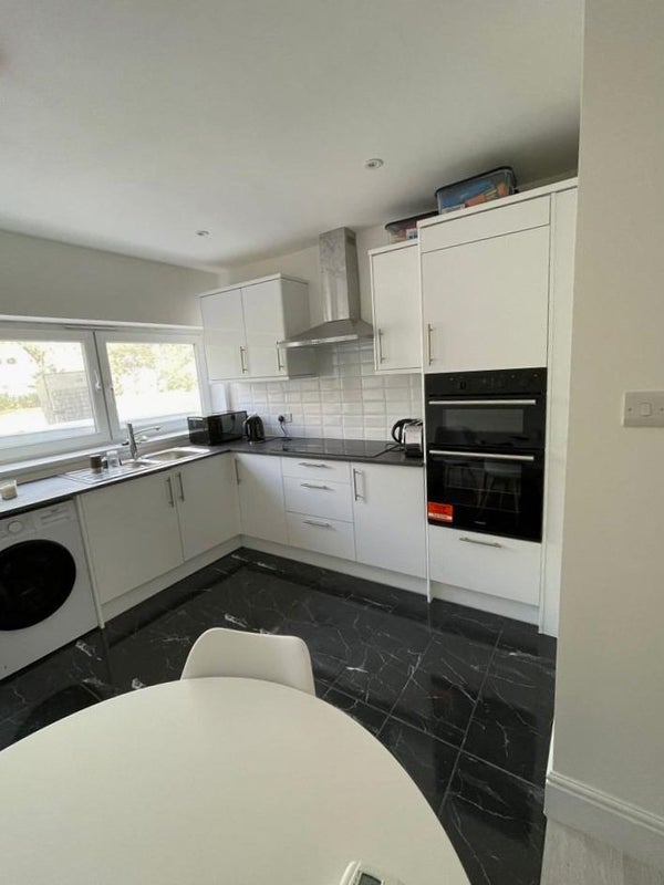 Bright Room for Rent in Canary Wharf - student accommodation in Canary Wharf - img_3