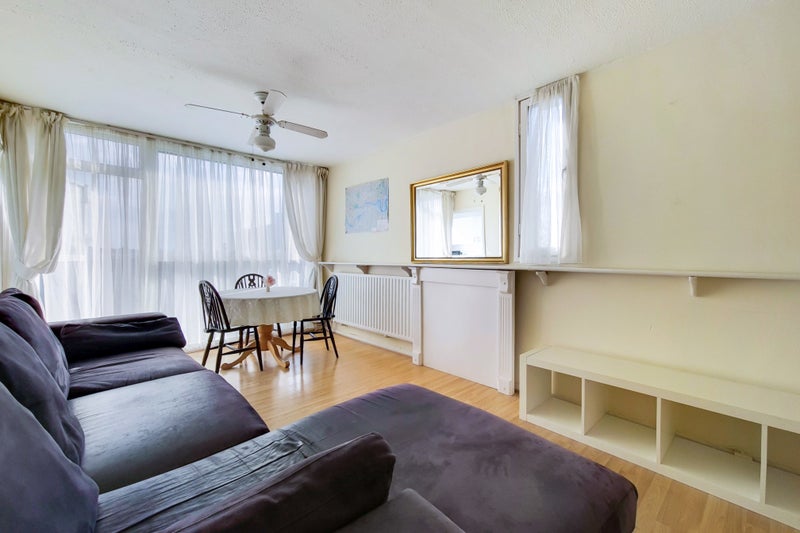 Bright two bedroom property Near Victoria - student accommodation in Vauxhall Bridge - img_5