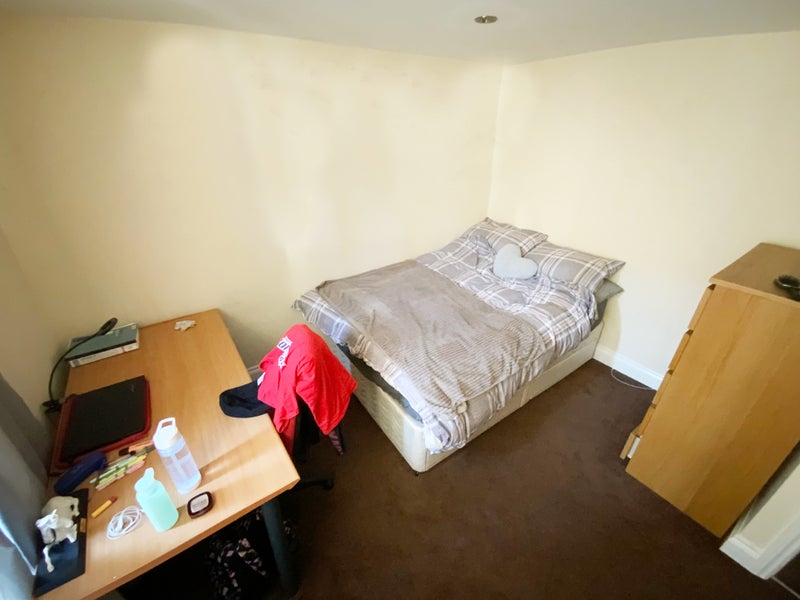 Brilliant house, 1 Room available - student accommodation in Guildford - img_2