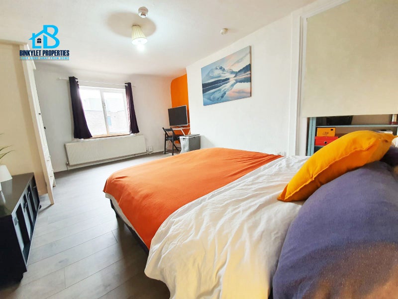 Central Double room, next Waterloo Station! - student accommodation in Waterloo - img_3