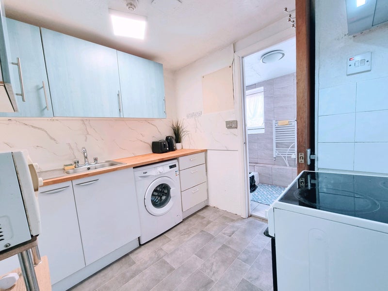 Central Double room, next Waterloo Station! - student accommodation in Waterloo - img_5