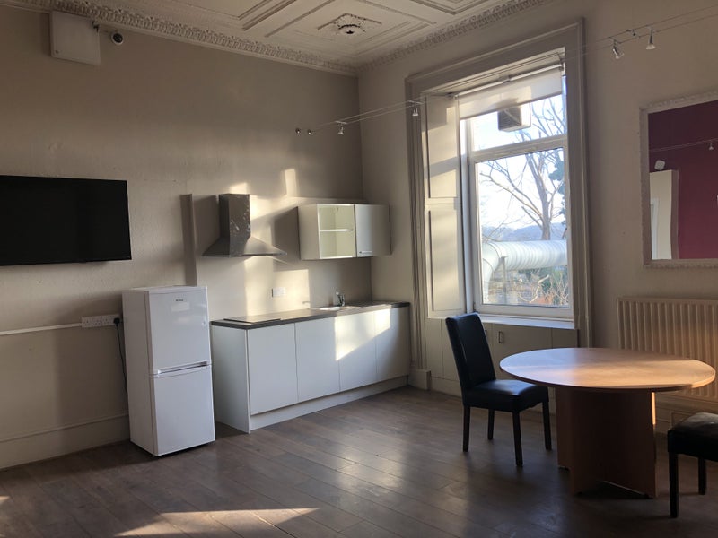 Central Studio Apartment £850 pcm inc bills refG70 - student accommodation in Dundee - img_7