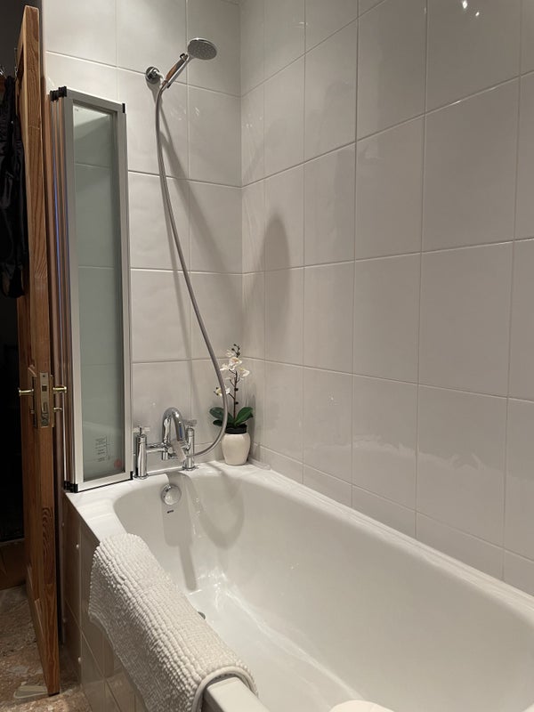 Chiswick - Large Double Room for single occupancy. - student accommodation in Grove Park - img_7