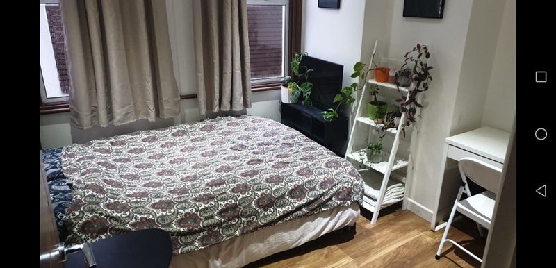 Choice of 2 spare rooms in a 4 bed house - student accommodation in Tooting Broadway - img_1