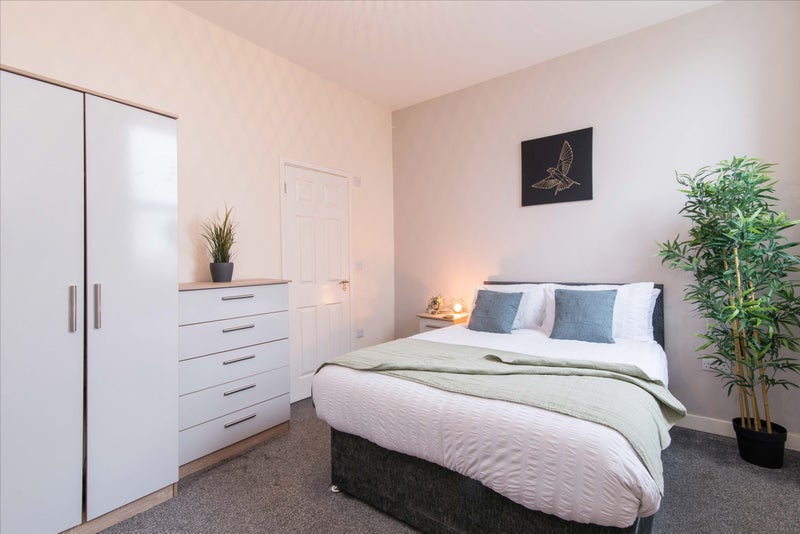 City Centre, Gated Parking Available, All En-Suite - student accommodation in Derby - img_3