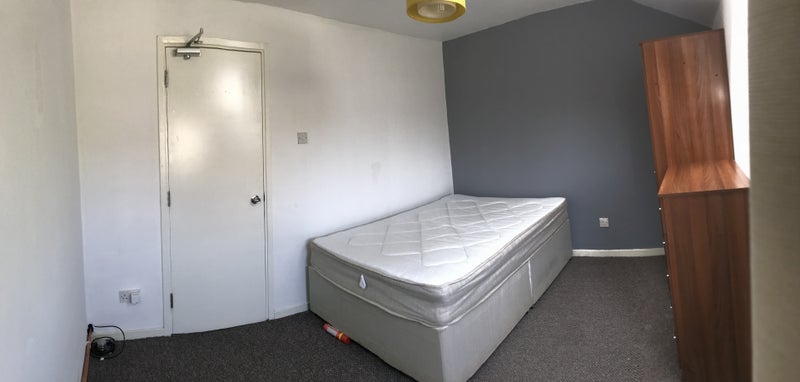 City Centre Room - No Deposit Required. - student accommodation in Milton Keynes - img_4