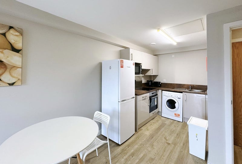 Classic 1 Bed | Bills Included | September 2024 - student accommodation in Coventry - img_6