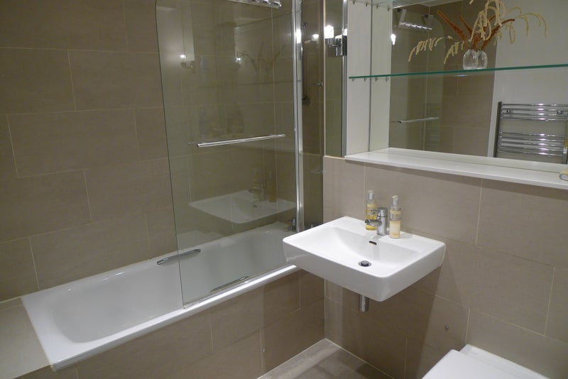 Contemporary duplex apartment off Hoxton Square! - student accommodation in Hoxton - img_6