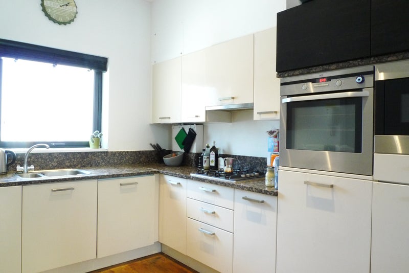 Contemporary duplex apartment off Hoxton Square! - student accommodation in Hoxton - img_4