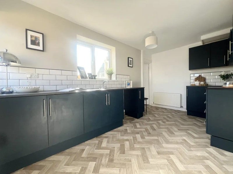 Cosy 3 BedRoom Home Available -Shortterm - student accommodation in Wheatley Hill - img_7
