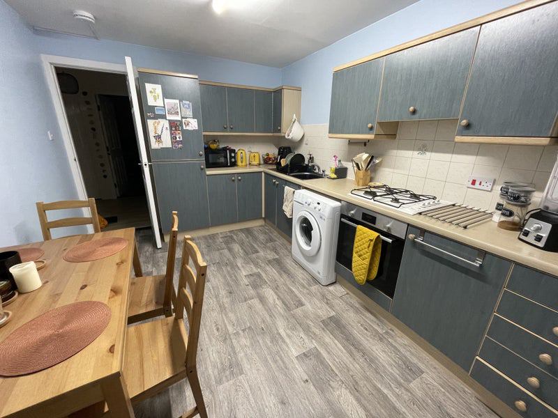 Cosy Flat in Abbeyhill! - student accommodation in Edinburgh - img_3