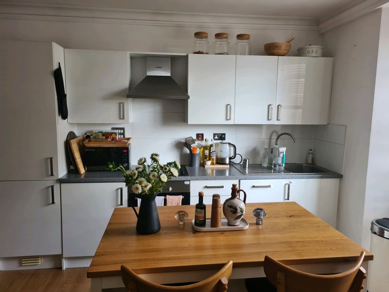 Cosy room in excellent location - student accommodation in Finchley Road - img_4