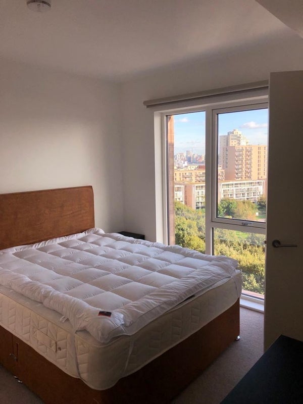 Couple Wanted - Double En Suite -  Pontoon Dock - student accommodation in Docklands - img_1