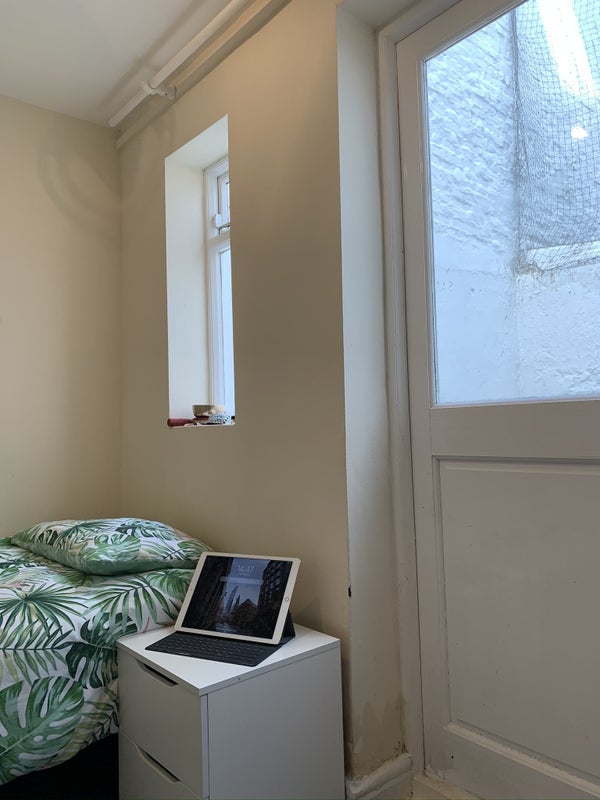 Cozy Furnished Room in the Heart of Kemp Town - student accommodation in Brighton - img_2