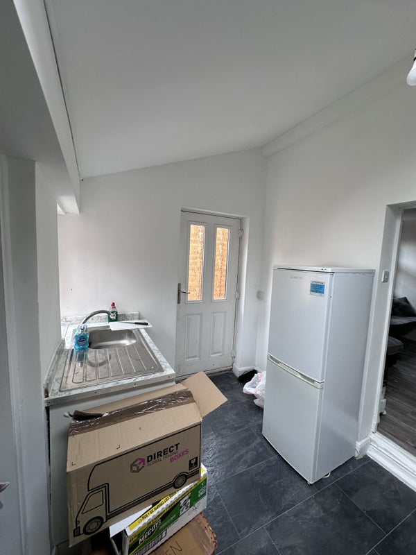 Cozy room available - student accommodation in Egham - img_5