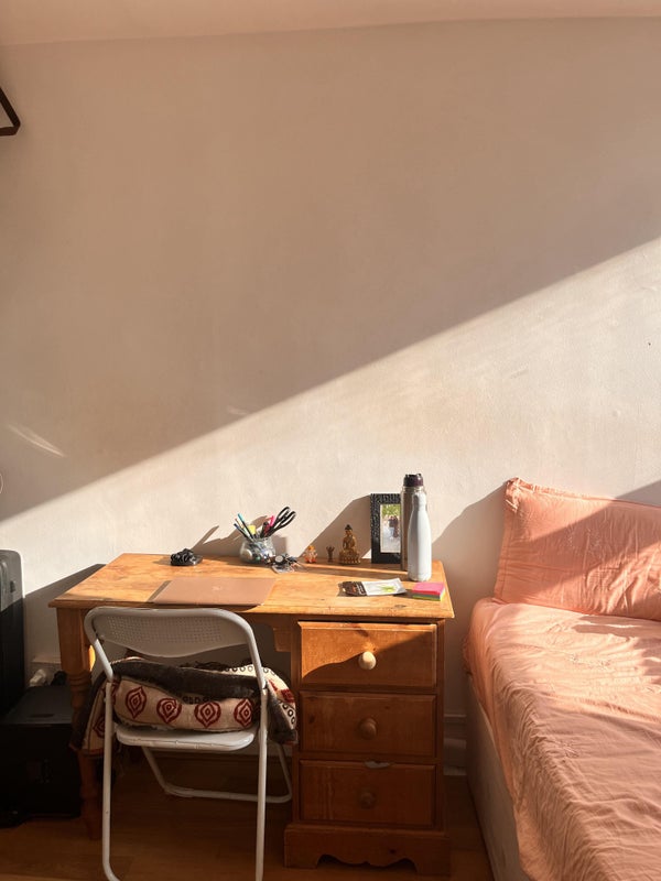 Cozy room in a 4 bed flat-walking distance to UCL - student accommodation in Holborn - img_1