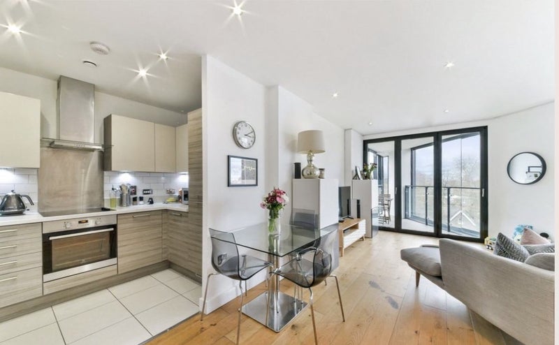 Cozy room with a panoramic view (ASAP) - student accommodation in Hackney - img_3