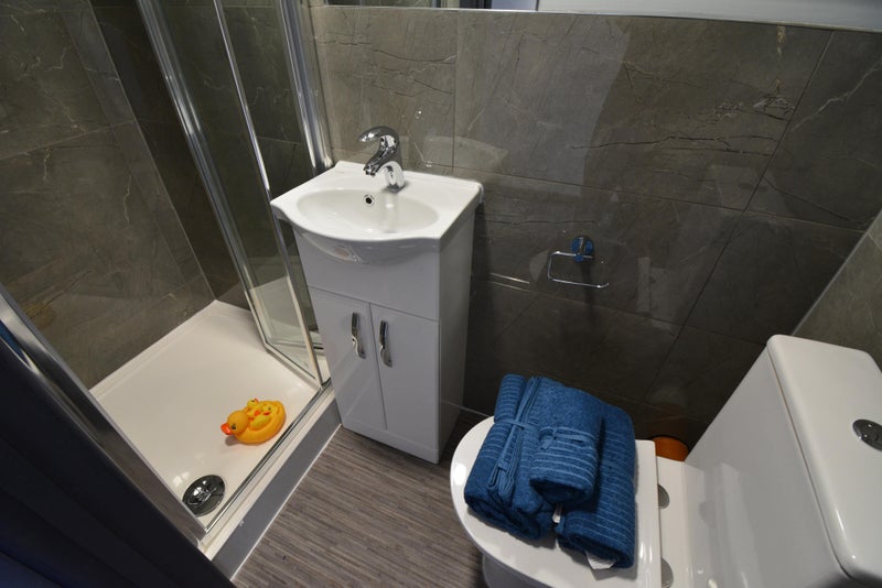 CV1 2HW Far Gosford– Premium ensuite Room - student accommodation in Coventry - img_4