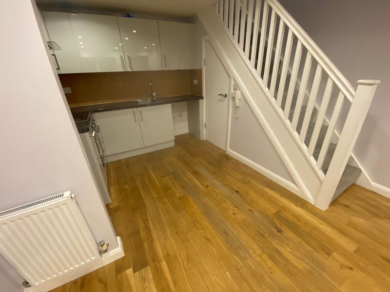 Dartford**Brand New 1 Double Bedroom House** - student accommodation in Crayford - img_6
