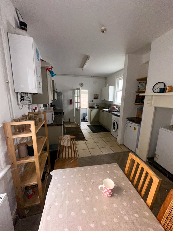 DE1 | Large Double Rooms (Sep 2nd) - student accommodation in Derby - img_8