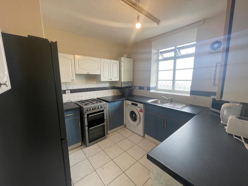 DISCOUNT! Spacious Room near Bethnal Green! Zone 2 - student accommodation in London E9 - img_3