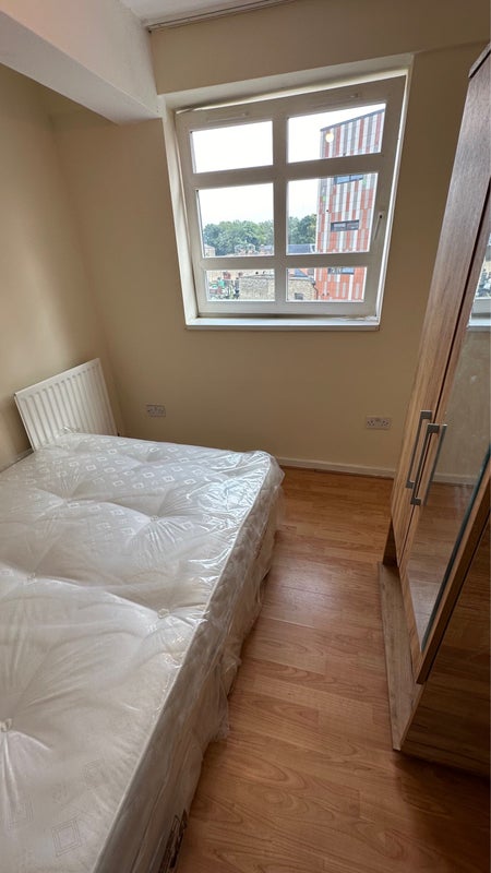 DISCOUNT! Spacious Room near Bethnal Green! Zone 2 - student accommodation in London E9 - img_2